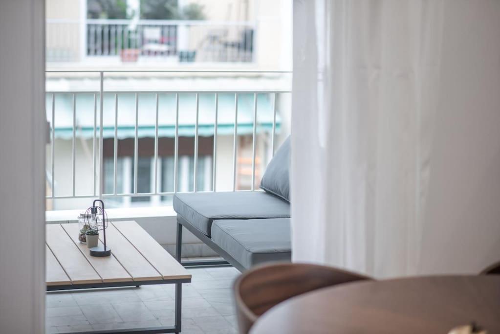 Spacious Penthouse Near Downtown Афіни Екстер'єр фото