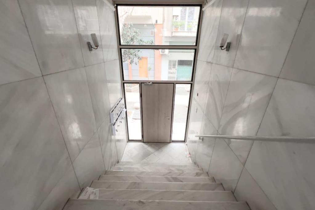Spacious Penthouse Near Downtown Афіни Екстер'єр фото