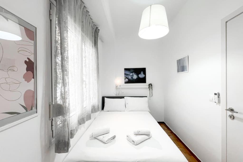 Spacious Penthouse Near Downtown Афіни Екстер'єр фото