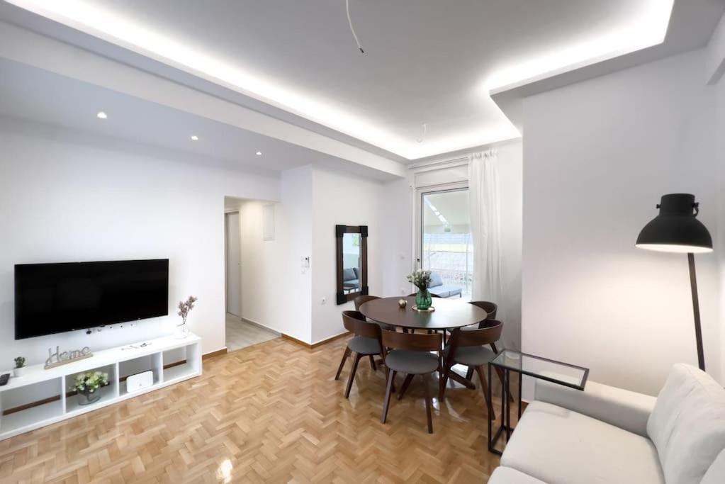 Spacious Penthouse Near Downtown Афіни Екстер'єр фото